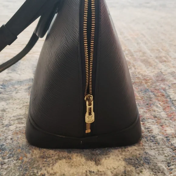 Louis Vuitton epi black alma - Picture 4 of 16